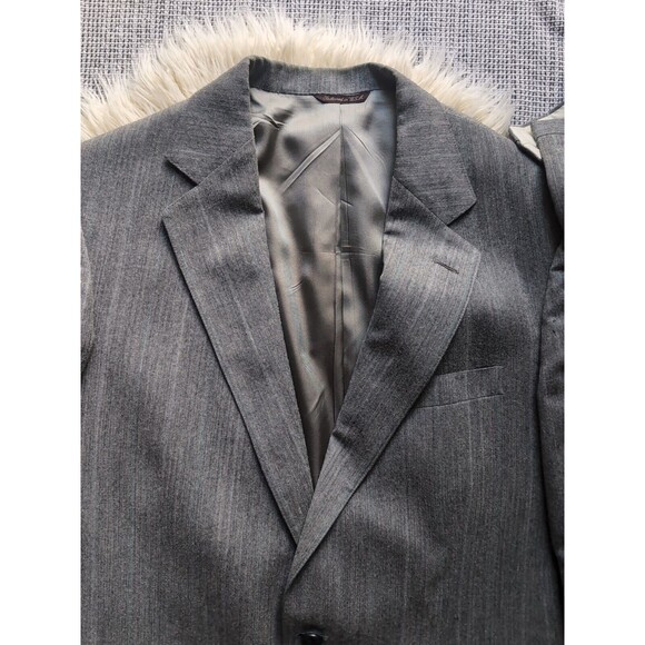 Hect's Cricketeer Mens 3 Button 2 pc Suit Gray Light Striped Pants & Jacket 46R - Picture 5 of 16